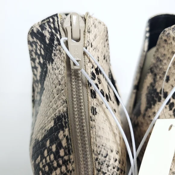 Massini Trisha snakeskin print boot size 8 - Picture 5 of 11